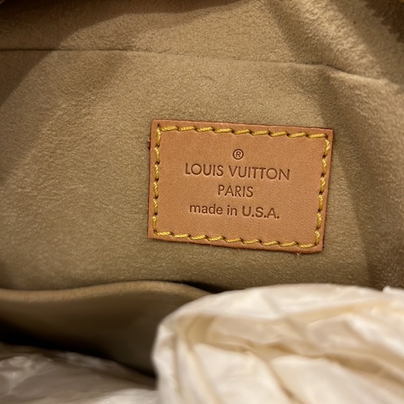 Small Manhattan Genuine LV. Used once. Handles still so new. - Picture 3 of 9